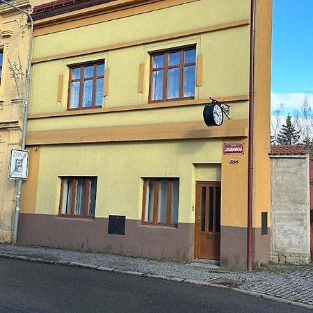 Ferienwohnung Abc Unhošť Exterior foto
