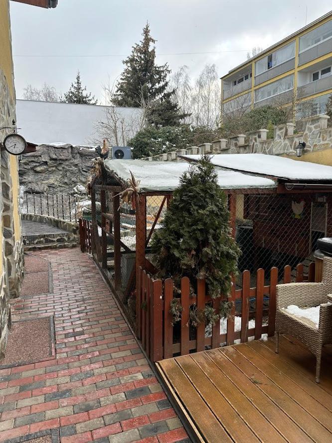 Ferienwohnung Abc Unhošť Exterior foto