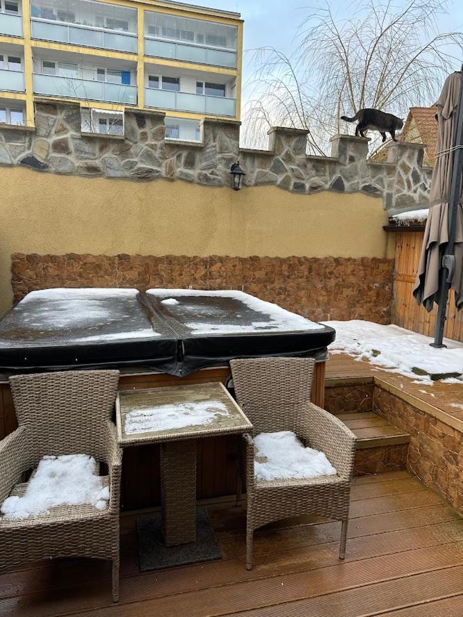 Ferienwohnung Abc Unhošť Exterior foto