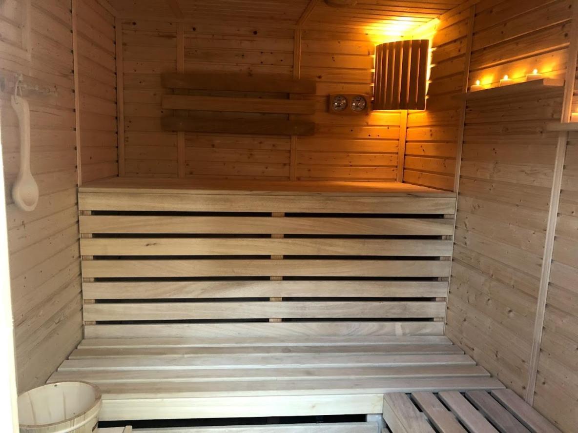 Ferienwohnung Abc Unhošť Exterior foto
